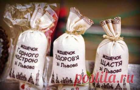 Неповторний Львів в любу пору року..туристи полюбляють місто