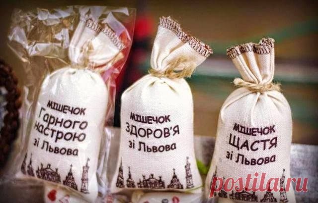 Неповторний Львів в любу пору року..туристи полюбляють місто