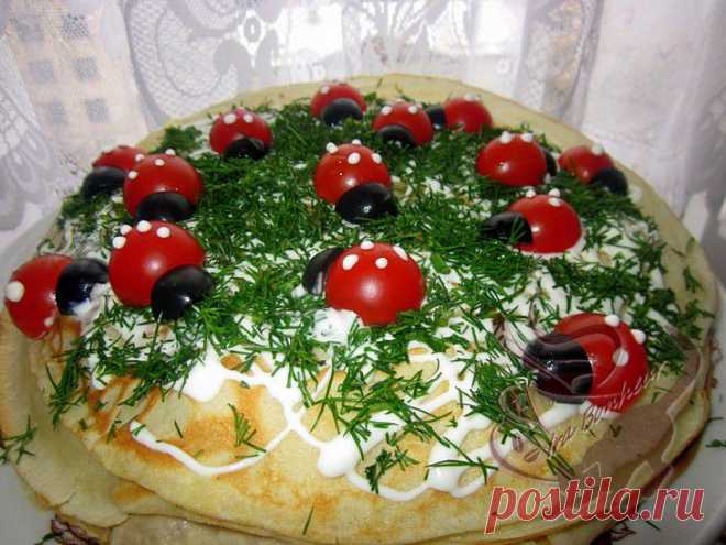 Блинный торт "Божьи коровки"