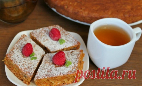 ​Морковный пирог с лимоном и грецкими орехами Ингредиенты:
Морковь крупная &mdash; 1 шт.Сахар &mdash; 4–5 ст. л.&nbsp;Лимон &mdash; 1 шт.&nbsp;Масло сливочное &mdash; 70 г&nbsp;Сметана 15% &mdash; 2 ст. л.&nbsp;Мука &mdash; 220 г&nbsp;Грецкие орехи &mdash; 0,5 стак.&nbsp;Мед &mdash; 2 ст. л.&nbsp;Соль &mdash; 1 щепотка&nbsp;Сода...