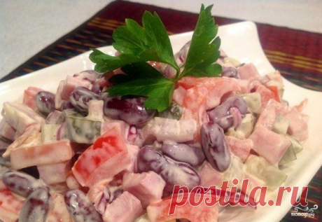 Салат с ветчиной и помидорами