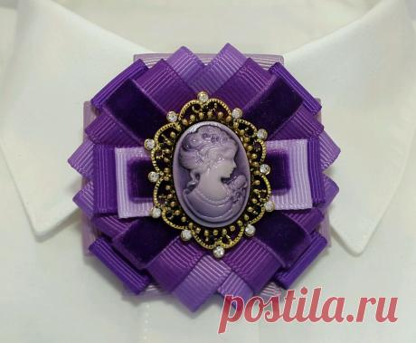 68b7fa689c9a2b268427e82409f0--ukrasheniya-brosh-orden-fioletovogo-tsveta.jpg (1114×918)