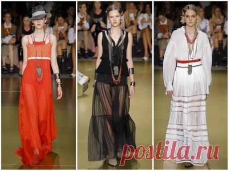 Коллекция Les Copains весна-лето 2018 — шикарная женственность в стиле бохо Коллекция Les Copains весна-лето 2018
Модный показ от именитых кутюрье. Выразительная коллекция и актуальные фото не оставят равнодушной ни одну модницу. В каждом образе нового творения дизайнера Стеф…