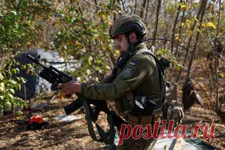 В Херсонской области заявили о предотвращении попытки ВСУ прорвать линию обороны. В районе реки Ингулец была отбита попытка Вооруженных сил Украины (ВСУ) прорвать линию обороны. Об этом в понедельник, 24 октября, сообщил заместитель главы администрации Херсонской области Кирилл Стремоусов. Уточняется, что попытка войск Украины была предотвращена на андреевском направлении.