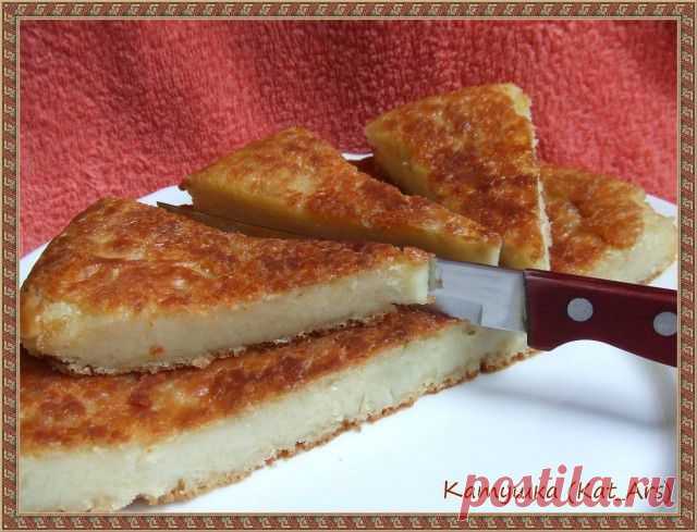 Сырная лепёшка на сковороде