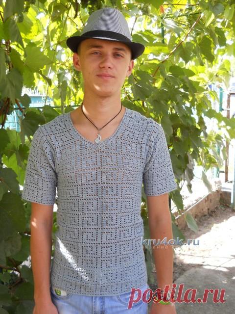 Вязаная мужская футболка — работа Ирины Стильник - вязание крючком на kru4ok.ru