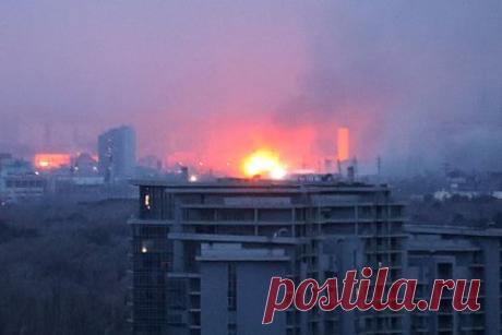В Кировоградской области Украины прогремел взрыв. Мощный взрыв прогремел в украинском городе Кропивницкий на фоне воздушной тревоги. Кропивницкий, расположенный в Кировоградской области, которая относится к центральной части Украины, до 2016 года носил название Кировоград. Около 10:37 по московскому времени там включились сирены воздушной тревоги.