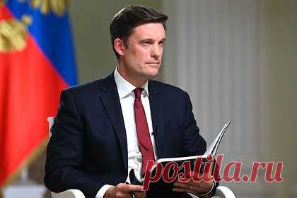 Журналиста NBC внесли в базу «Миротворца». Журналиста NBC Кира Симмонса внесли в базу украинского сайта «Миротворец» из-за репортажа про Крым. В его личной карточке говорится, что корреспондент обвиняется в «покушении на суверенитет и территориальную целостность Украины» и «сознательном нарушении государственной границы» страны.