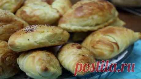 ЧУДУ это Азербайджанские слоенные пирожки с мясом
