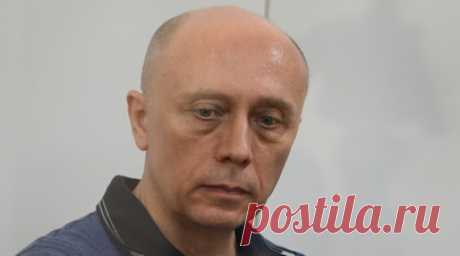 «Ъ»: обвиняемый во взятках Мурышов получил их через почтовый ящик. Генерал-майор ФСБ Дмитрий Мурышов, занимавший в Федеральной таможенной службе (ФТС) должность начальника управления по противодействию коррупции, получал взятки через почтовый ящик. Читать далее