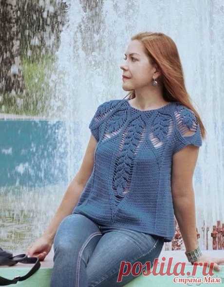 Топ с ажурными листочками