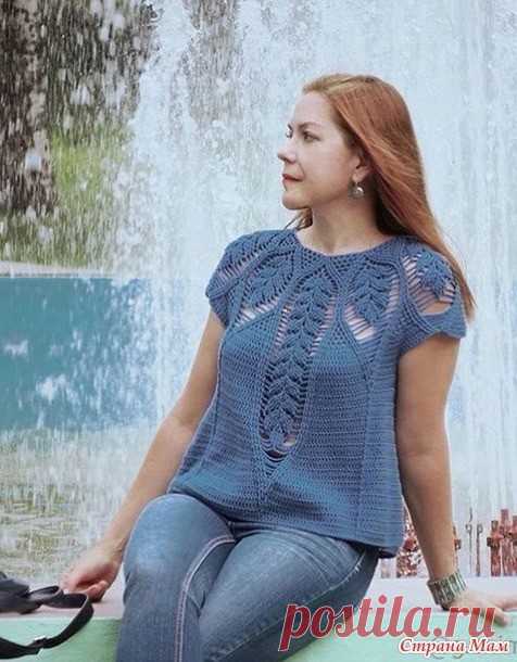 Топ с ажурными листочками