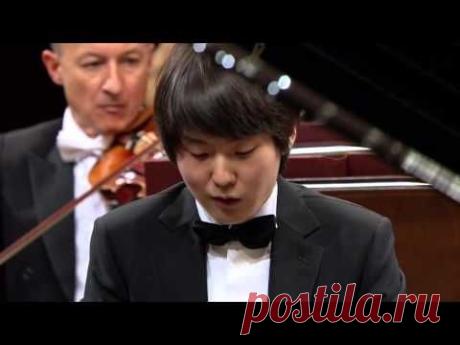 Seong-Jin Cho – Piano Concerto in E minor Op. 11 (final stage of the Chopin Competition 2015)