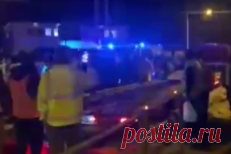 Польский дальнобойщик сбил трёх украинских водителей на границе. По данным журналистов, мужчина совершил ДТП в ответ на возобновление работы КПП «Рава-Русская».