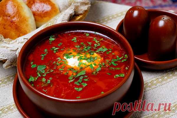 Борщ с говядиной и бараниной 
Рецепт приготовления вкусного и наваристого борща с говядиной и бараниной.