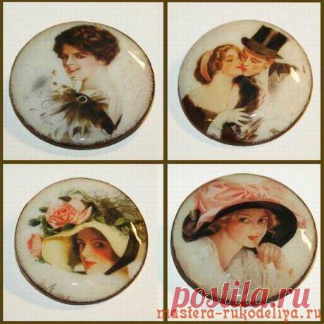 МК по декупажу. Винтажная брошь