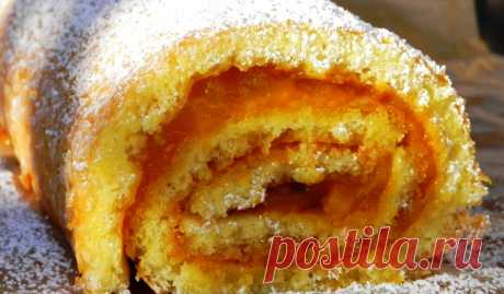 Вот что нужно готовить сейчас. Невероятно вкусный яблочный рулет: такой рецепт пригодится всем Яблочный рулет — это изысканное и ароматное блюдо, которое может стать украшением любого стола. Рулет прост в приготовлении, но при этом обладает неповторимым вкусом. Яблочный рулет представляет собой нежное сочетание тонкого теста и сочной яблочной начинки. Это блюдо идеально подходит для чаепития в кругу семьи или друзей. Оно может быть приготовлено как из свежих, так […]