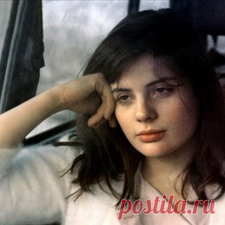 Мари́ Трентинья́н