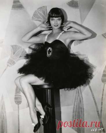 Луиза Брукс, 14 ноября, 1906
 • 8 августа 1985