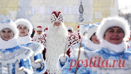 Главный Дед Мороз посетил выставку "Россия". Дед Мороз из Великого Устюга отпраздновал своей День Рождения на международной выставке-форуме "Россия", сообщает пресс-служба выставки. "Все гости нашей Выставки уже заметили, что Выставка начинает готовиться к любимому ...