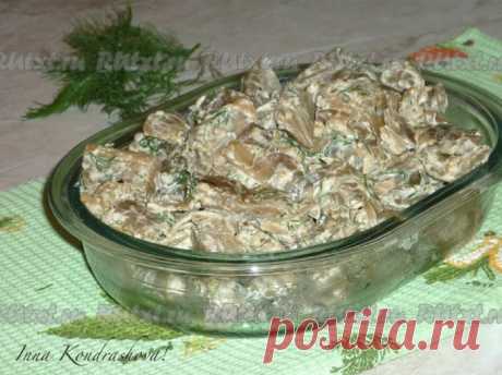 РЕЦЕПТ БАКЛАЖАНОВ, ЖАРЕННЫХ КАК ГРИБЫ - Вкусные рецепты Из баклажанов можно приготовить множество замечательных блюд. Рецептом одного из них и хочу поделиться. Баклажаны, жареные на сковороде, за считанные минуты, получаются и по вкусу, и по внешнему виду похожими на грибы. Это блюдо станет прекрасным гарниром, закуской или горячим салатом. Обязательно попробуйте! Для приготовления баклажанов, жареных, как грибы понадобится: лук репчатый — 1 шт.; …