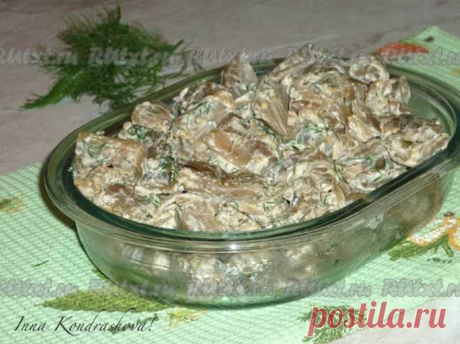 РЕЦЕПТ БАКЛАЖАНОВ, ЖАРЕННЫХ КАК ГРИБЫ - Вкусные рецепты Из баклажанов можно приготовить множество замечательных блюд. Рецептом одного из них и хочу поделиться. Баклажаны, жареные на сковороде, за считанные минуты, получаются и по вкусу, и по внешнему виду похожими на грибы. Это блюдо станет прекрасным гарниром, закуской или горячим салатом. Обязательно попробуйте! Для приготовления баклажанов, жареных, как грибы понадобится: лук репчатый — 1 шт.; …