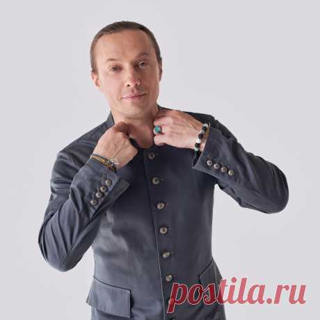 Шеф-повар Василий Емельяненко &mdash; полная коллекция видео на RUTUBE Амбассадор RUTUBE, телеведущий и шеф-повар Василий Емельяненко делится с вами своим опытом и вкусными рецептами.
№ 4910951401