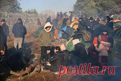 В Литве введут режим ЧП из-за мигрантов на границе с Белоруссией. Сейм Литвы принял решение о введении чрезвычайного положения (ЧП) на границе с Белоруссией из-за наплыва нелегальных мигрантов. Оно вступит в силу в среду, 10 ноября, и продлится месяц. Отмечается, что режим ЧП вводится в целях устранения угрозы, которую для общества представляет массовый приток нелегалов.