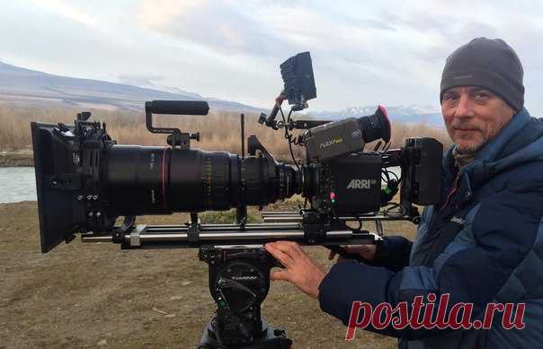 В марте шеф-фотограф «NG-Россия» Андрей Каменев отправляется на Байкал и зовет вас с собой. Будем учиться различным техникам съемки, правилам построения кадра, основам обработки фотографий – а еще шаманить, бурханить, есть омуля и по ночам смотреть на такие звезды, которых ни за что не увидишь в наших городах. Поехали с нами!