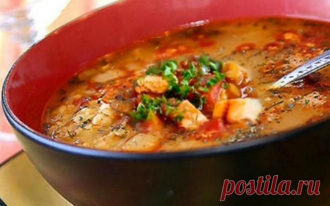 Как приготовить традиционный средиземноморский чечевичный суп