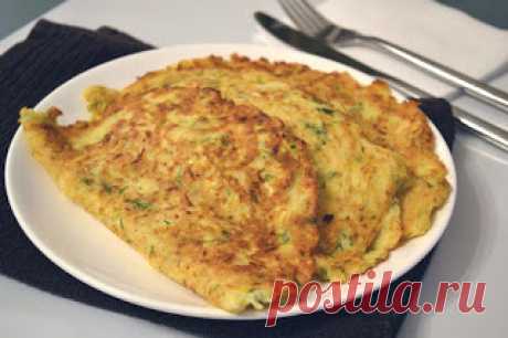 Пирожки из кабачка с мясной начинкой.