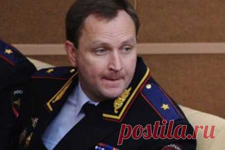 Уволен главный борец с коррупцией / Рулента