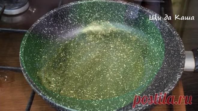 Попался ещё один новый рецепт из кабачков: вкуснее, чем просто жареные или оладьи, только проще (делюсь рецептом)