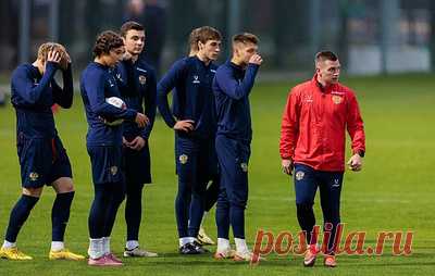 Молодежная сборная России по футболу выиграла второй матч на турнире в Киргизии. Встреча против команды Бахрейна завершилась со счетом 2:0