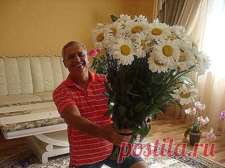 А РОЗЫ - ПУСТЬ ОТДОХНУТ. Кто любит ромашки ставим Класс!