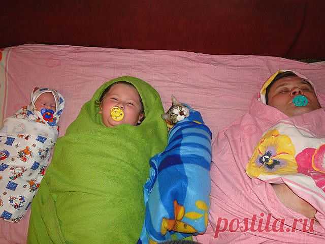 Мама рассердилась и всех уложила спать)))))))