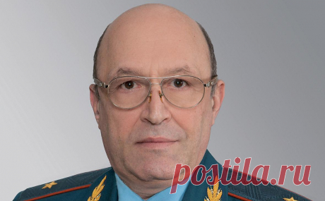 ФСБ предотвратила попытку СБУ завербовать первого замглавы МЧС ДНР. Служба безопасности Украины (СБУ), угрожая расправой над женой первого заместителя министра МЧС ДНР Дмитрия Костямина, требовала от него передать Киеву закрытую информацию.