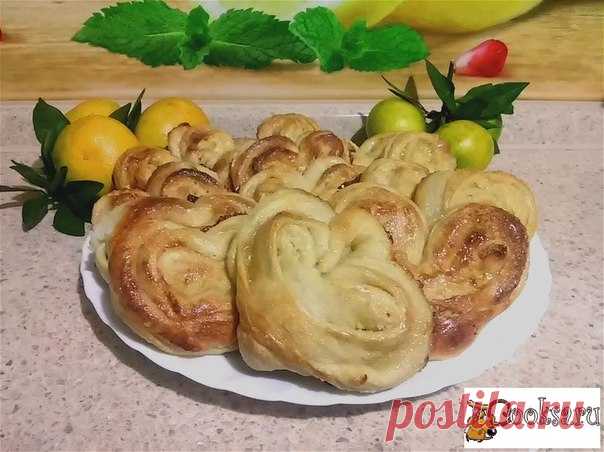 Сахарные сердечки Сахарные сердечки - сладкое дополнение к чаю .