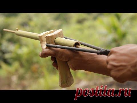 How to Make an Easy Survival Slingshot at Home | DIY |
