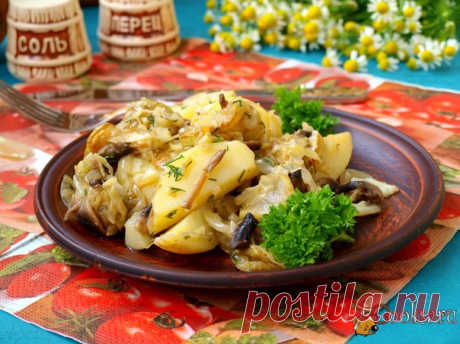Гарнир из картофеля с кабачками и шампиньонами Гарнир из картофеля с кабачками и шампиньонами - вкусное и простое блюдо для разнообразия меню. Готовила дочке на обед, получилось очень вкусно, дочка осталась довольна, а это самое главное.