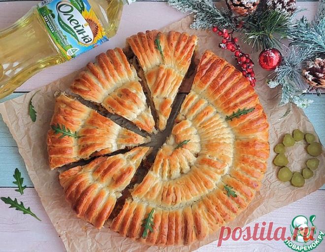 Пирог с мясом и маринованными огурцами – кулинарный рецепт