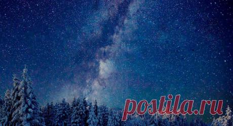 Рождественский пост: что нужно знать - Православный журнал «Фома» Человеческие тело и душа взаимно влияют друг на друга. Поэтому, ограничивая себя в физическом плане (например, в еде), мы помогаем и душе.