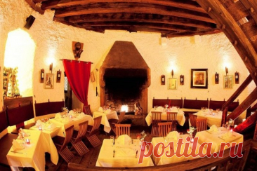 Средневековая башня в центре Франкфурта Прямо в центре немецкого мегаполиса, посреди высотных зданий, находится средневековая башня Eschenheimer Turm, построенная в середине пятнадцатого столетия. В свое время, эта постройка была частью фортификационных сооружений.В начале девятнадцатого столетия, большая часть фортификационных...