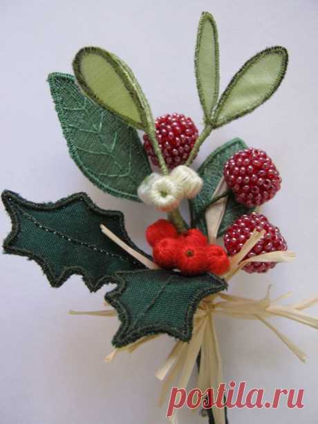 Найдено на сайте royal-needlework.org.uk.