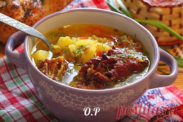 Суп с чечевицей и копчёностями

Для приготовления понадобится: 
красная чечевица - 4-5 стол ложек; 
картофель - 2 шт; 
Показать полностью…