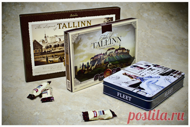 Детям - гостинцы, а женщинам - цветы.