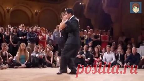 Красивейшая песня. А нам сегодня 50, ещё не вечер