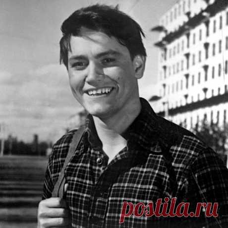Владимир Земляникин, 27 октября, 1933
 • 27 октября 2016
