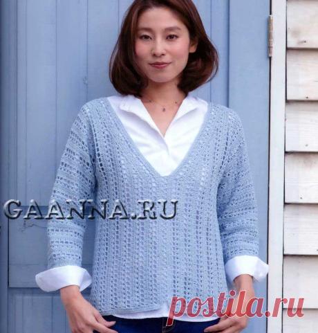 Бледно-голубой джемпер