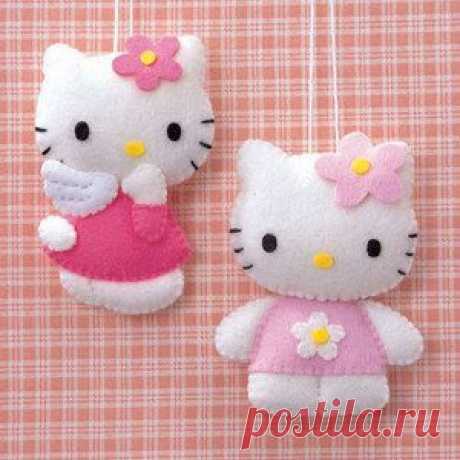 Как сделать Hello Kitty мягкую игрушку и сшить из носок?